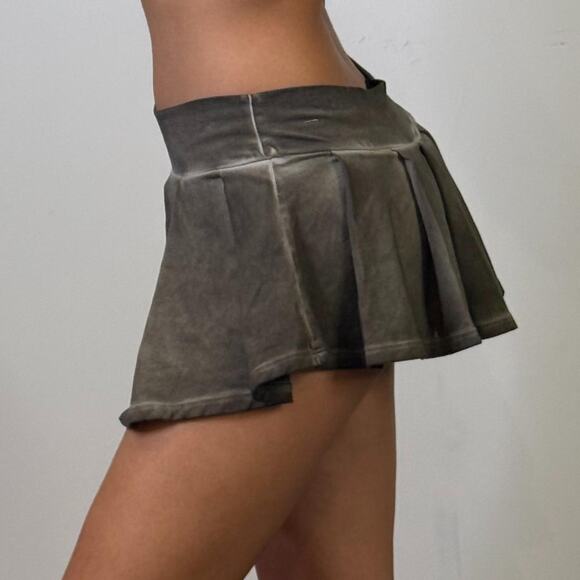 Green Mini Skort M - Picture 2 of 4